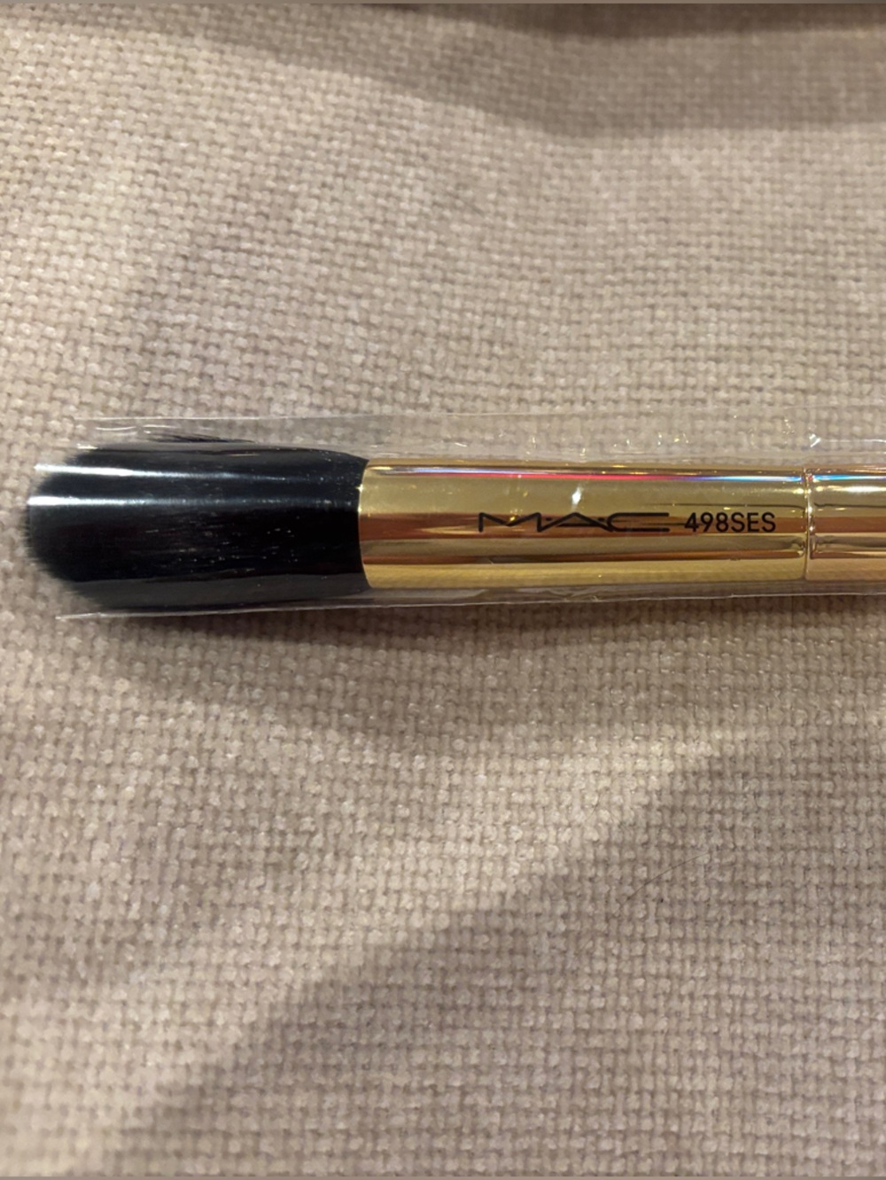 MAC Cosmetics Gold Sequin Brush Pouch with Gold Brush - Picture 2 of 3